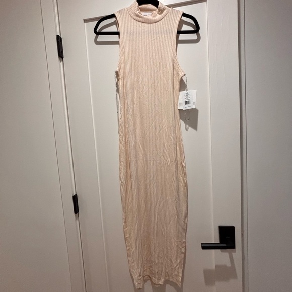 Beyond Yoga Cream Midi Dress - Picture 2 of 5